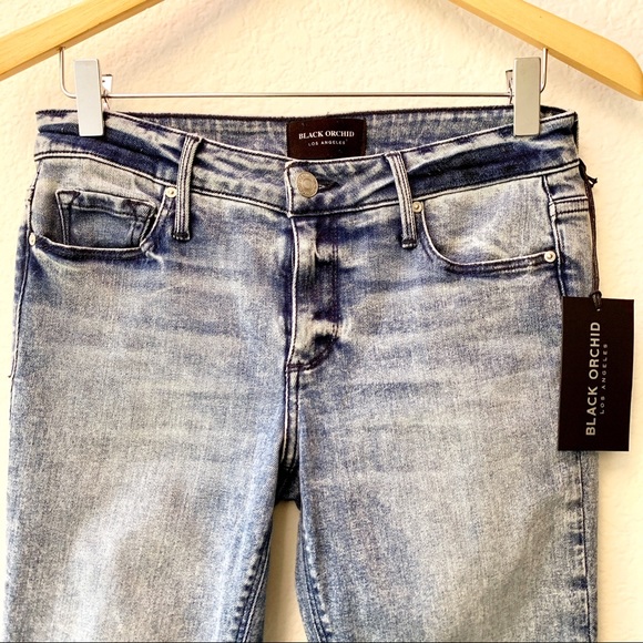 Black Orchid Jude Mid Rise Skinny Jeans Acid Wash - Picture 3 of 7